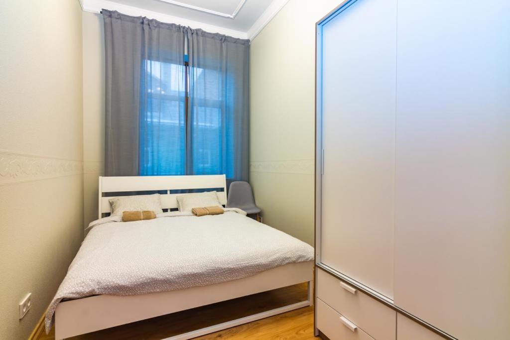 Appartement Bright 4 Bedroom In Old Town Riga